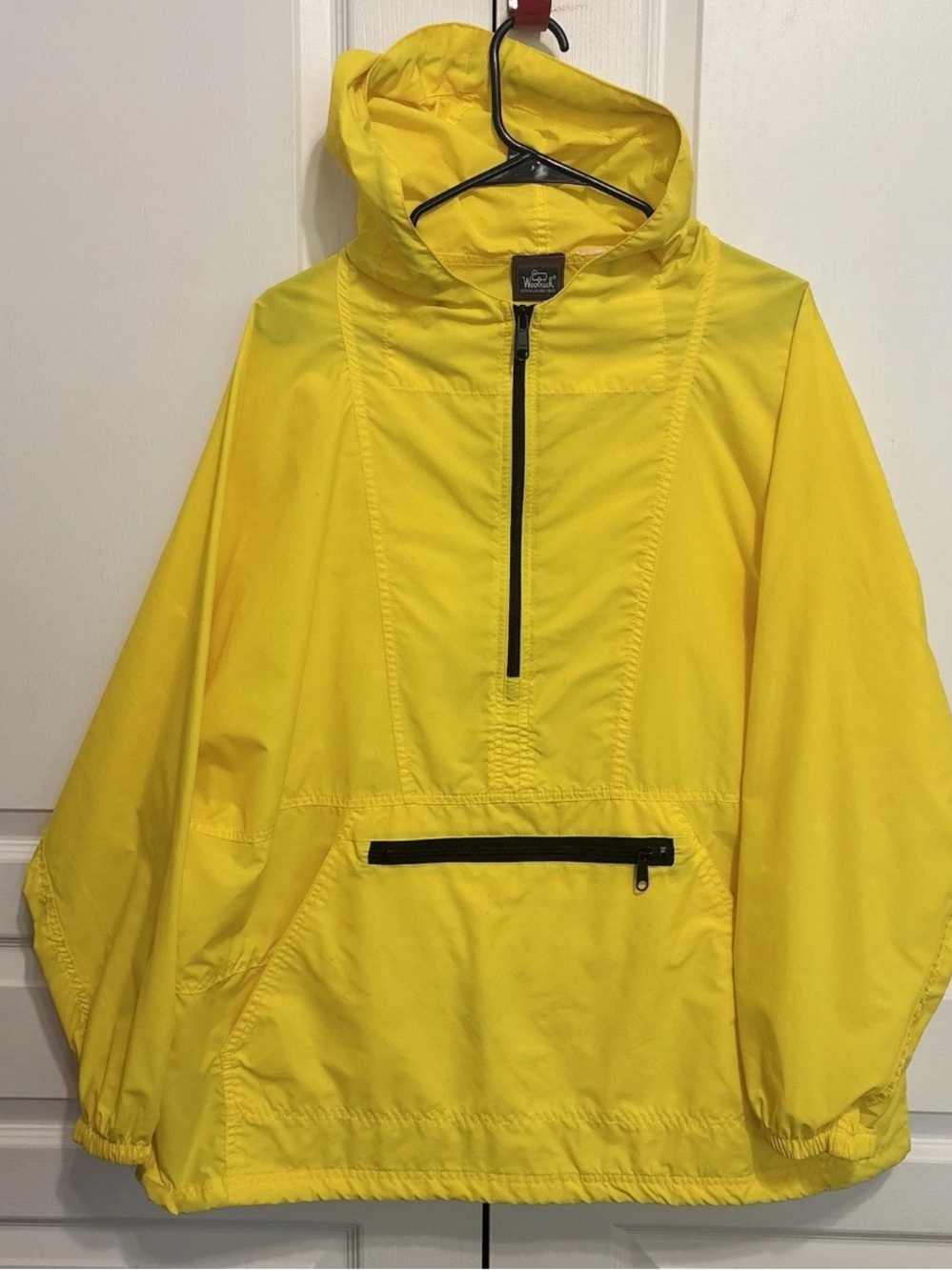 Woolrich Vintage Bright Yellow Hooded Windbreaker Anorak Men’s L or XL (read)